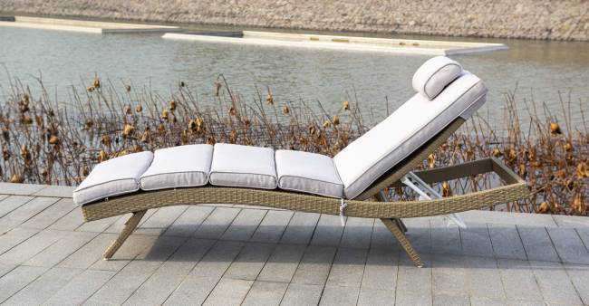 "Лиссабон" шезлонг из искусственного ротанга, цвет соломенный "Лиссабон" шезлонг из искусственного ротанга, цвет соломенный