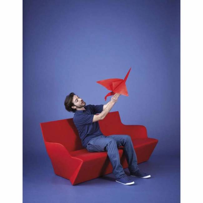 Диван пластиковый Kami Yon Standard 1740х750х700 мм Диван пластиковый Kami Yon Standard 1740х750х700 мм