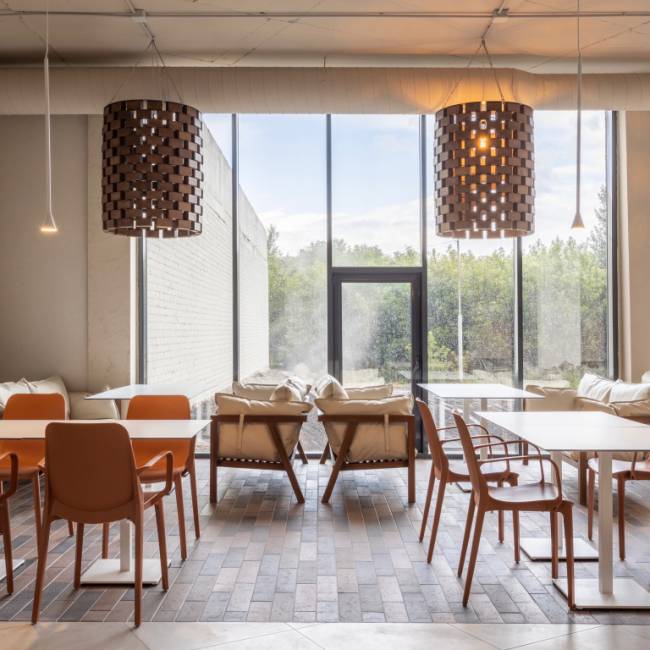 Подстолье металлическое Tiffany белый 400х400х730 мм Подстолье металлическое Tiffany белый 400х400х730 мм