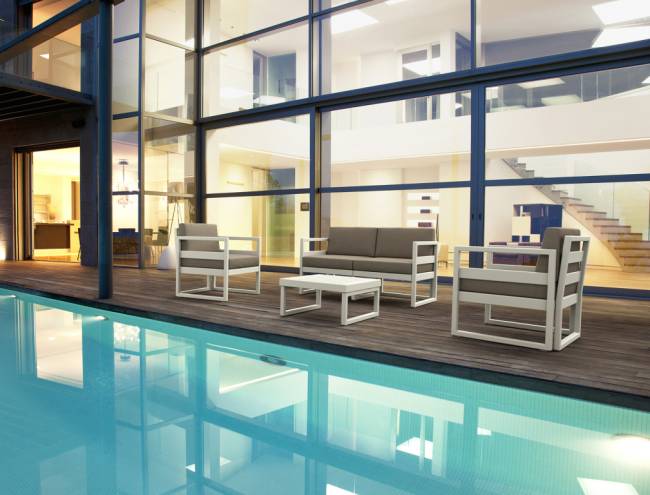 Комплект пластиковой мебели Mykonos белый, светло-коричневый Комплект пластиковой мебели Mykonos белый, светло-коричневый