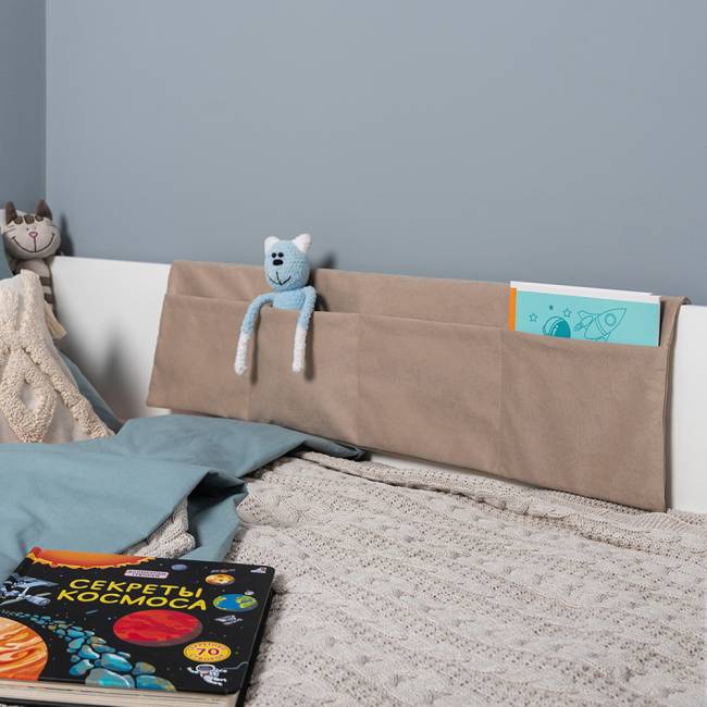 Кровать с ящиками и накладкой-карманом Джастин цвет белый шагрень/ткань серо-бежевая Кровать с ящиками и накладкой-карманом Джастин цвет белый шагрень/ткань серо-бежевая