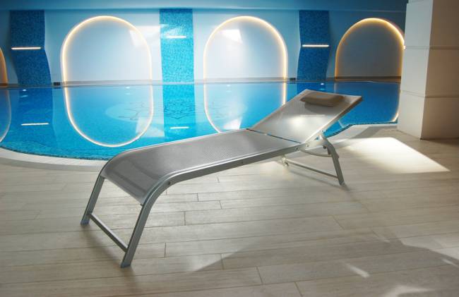 Шезлонг-лежак металлический Comfort 2080х620х400 мм Шезлонг-лежак металлический Comfort 2080х620х400 мм